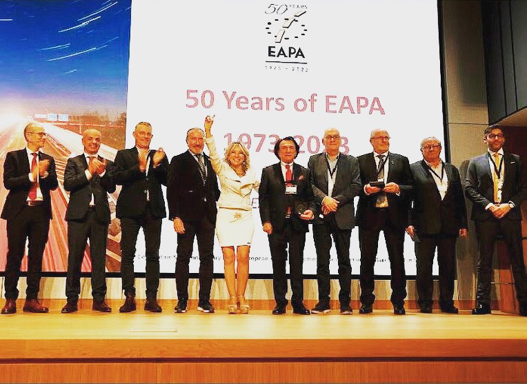 Avrupa Asfalt Üstyapı Birliği EAPA 2023 Asfalt Avukatı Ödülü, E-MAK’tan Gülay Malkoç’a Verildi